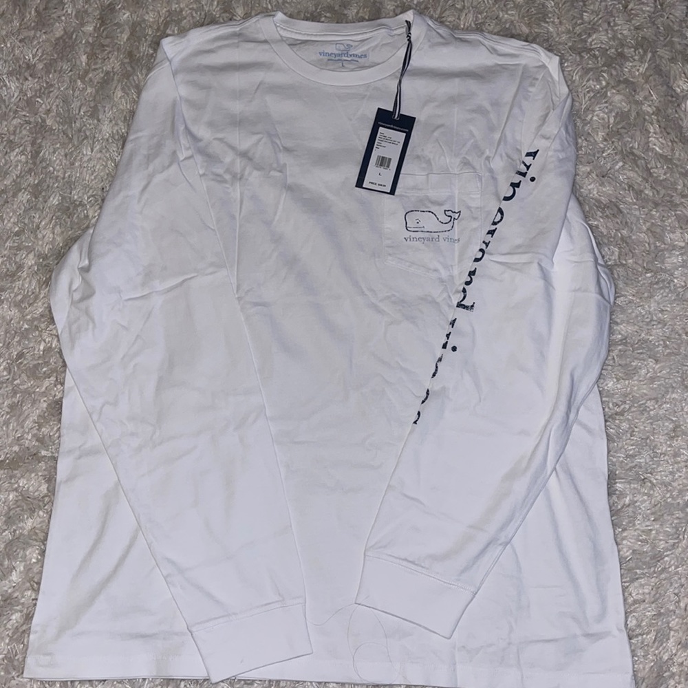 BRAND NEW Men’s Vineyard Vines shirt
